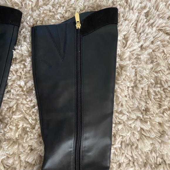 Fergie Footwear - black high heeled boots - Picture 5 of 6